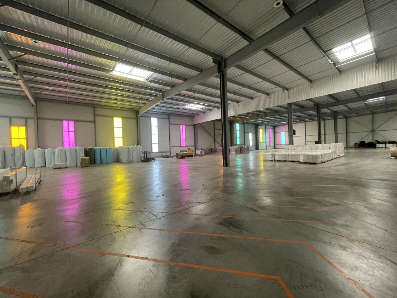Local d'activité Saint-Jacques-de-la-Lande 3140m² Location local d'activité Saint-Jacques-de-la-Lande Ille-et-Vilaine OLACT2313867 0